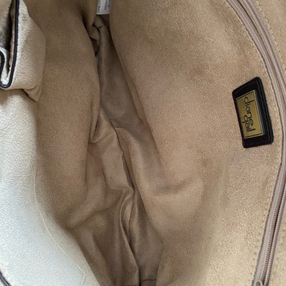 EUC Diane Gail - Picture 8 of 11